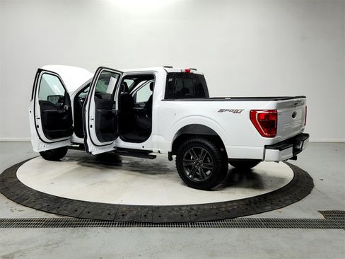 Used 2022 Ford F150 XLT w/ Equipment Group 302A High image 13