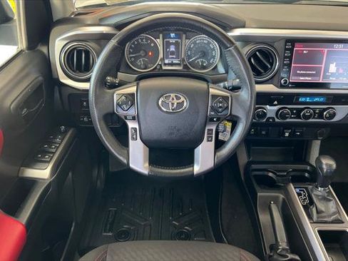 Certified 2022 Toyota Tacoma SR5 w/ Technology Package AWD/4WD image 14