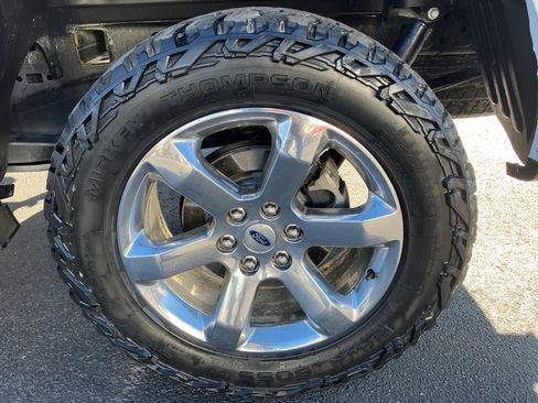 Used 2021 Ford F150 Lariat image 17