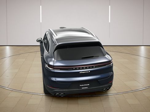 Certified 2025 Porsche Cayenne S AWD/4WD image 38