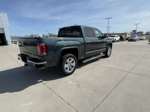 Used 2017 GMC Sierra 1500 SLT AWD/4WD image 8