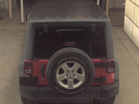 Used 2015 Jeep Wrangler Unlimited Sport w/ Quick Order Package 24S AWD/4WD image 7