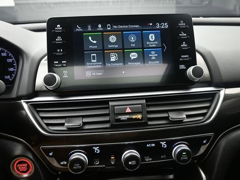 Used 2021 Honda Accord Sport image 11