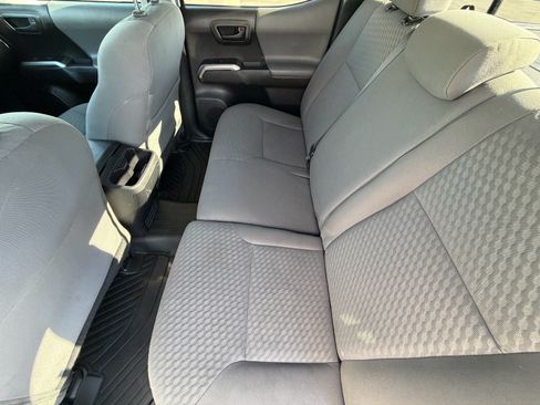 Used 2021 Toyota Tacoma SR5 RWD image 13