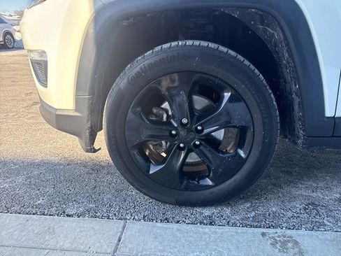 Used 2021 Jeep Compass Latitude image 8