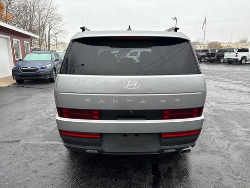 Used 2025 Hyundai Santa Fe SEL image 4