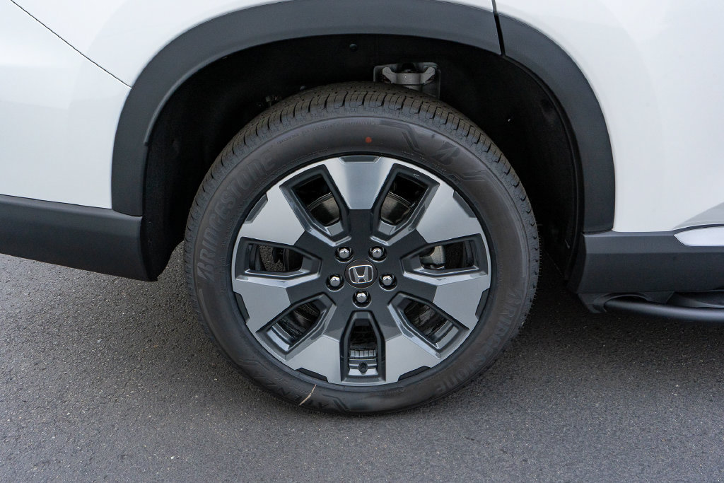 New 2026 Honda Pilot Elite image 10