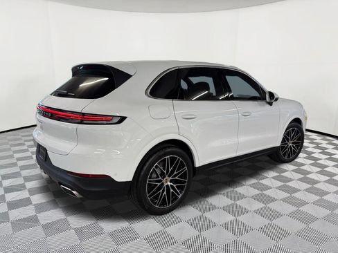 Used 2026 Porsche Cayenne AWD/4WD image 9