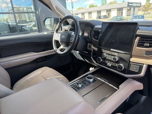 Used 2024 Ford Expedition Max Limited image 13