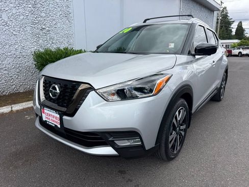 Certified 2020 Nissan Kicks SR w/ SR Premium Package FWD image 2