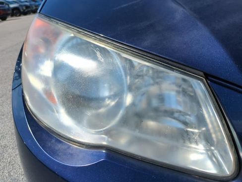 Used 2010 Hyundai Elantra FWD image 10