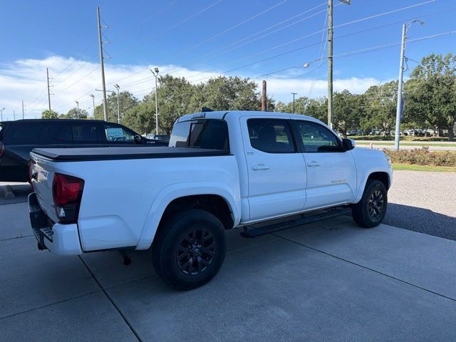 Used 2022 Toyota Tacoma SR5 RWD image 4