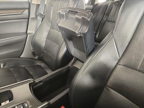 Used 2018 Honda Accord EX-L image 29