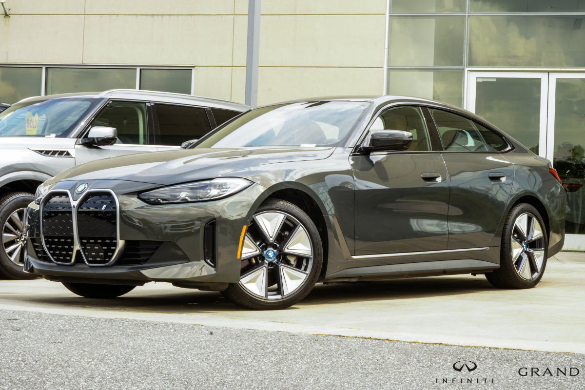 Used 2023 BMW i4 eDrive35 RWD image 1