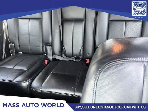 Used 2017 Ford Expedition Limited AWD/4WD image 9
