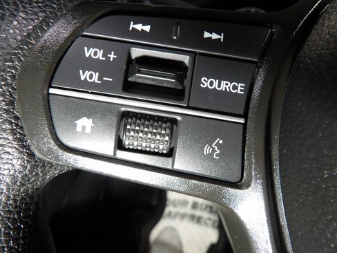 Used 2025 Honda HR-V LX image 20