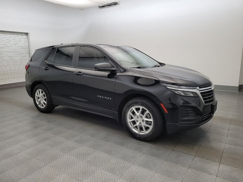 Used 2024 Chevrolet Equinox LS w/ LS Convenience Package FWD image 11