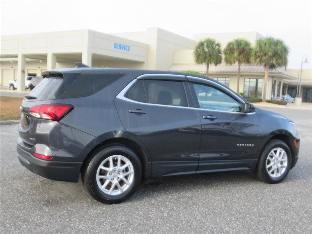 Used 2023 Chevrolet Equinox LT AWD/4WD image 6