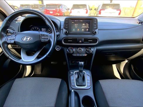 Used 2021 Hyundai Kona SEL image 16