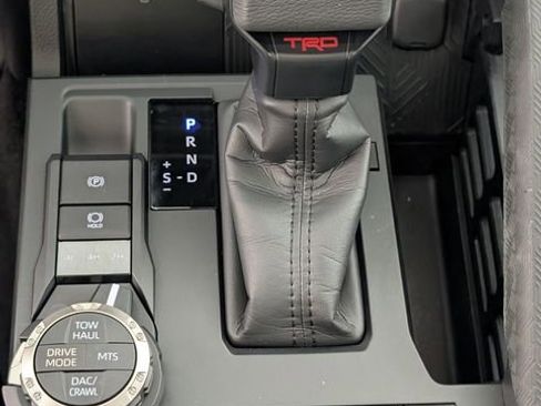 Used 2025 Toyota Tacoma TRD Off-Road w/ TRD Off Road Premium Package AWD/4WD image 23