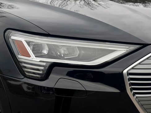 Used 2019 Audi e-tron Premium Plus image 70