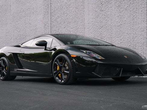 Used 2011 Lamborghini Gallardo LP 550-2 Bicolore image 12