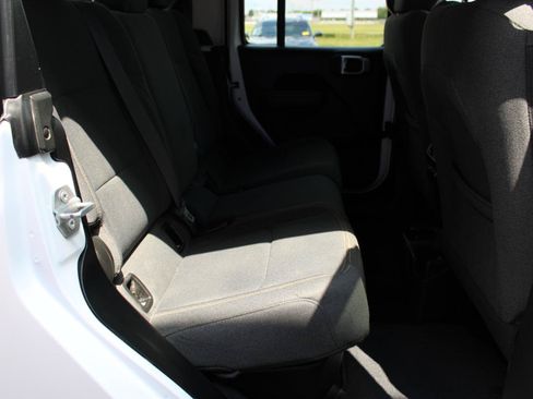 Used 2025 Jeep Gladiator Sport AWD/4WD image 44