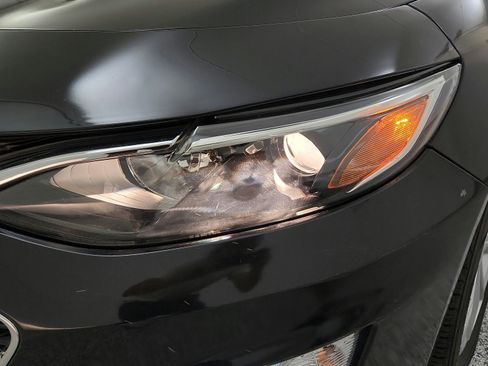 Used 2020 Chevrolet Malibu LT FWD image 29