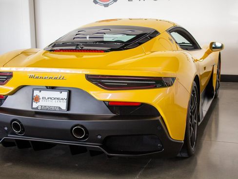 Used 2023 Maserati MC20 Coupe image 37