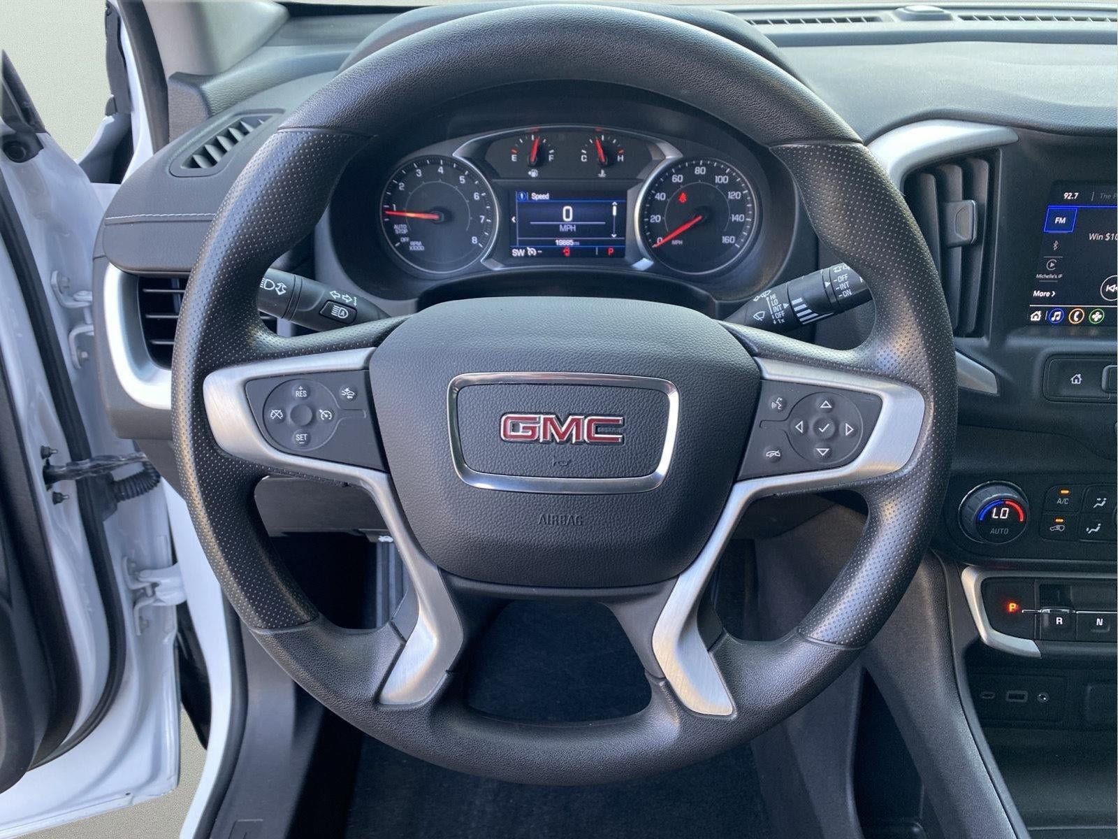Used 2024 GMC Terrain SLE w/ Driver Convenience Package AWD/4WD image 21