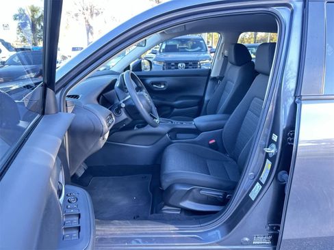 Used 2024 Honda HR-V LX image 2