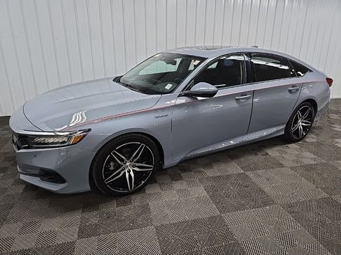 Used 2022 Honda Accord Touring image 6
