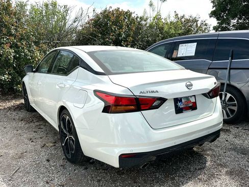 Used 2024 Nissan Altima 2.5 SR image 3