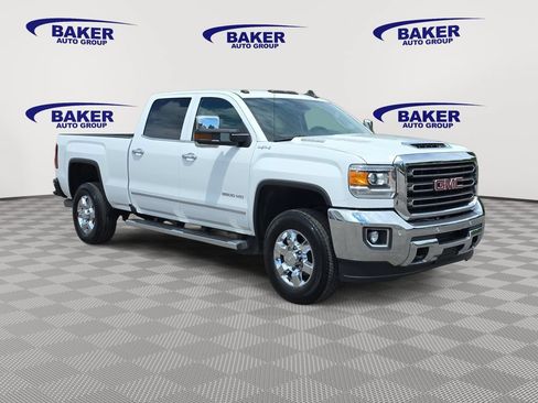Used 2019 GMC Sierra 3500 SLT w/ Duramax Plus Package AWD/4WD image 3