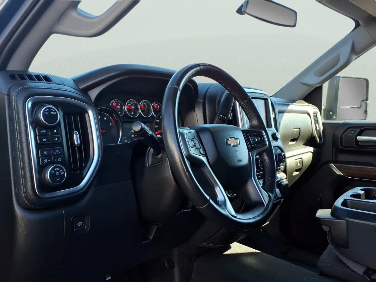 Used 2020 Chevrolet Silverado 2500 LT w/ All Star Edition AWD/4WD image 14