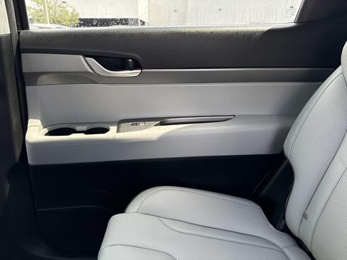 Used 2023 Hyundai Palisade SEL AWD/4WD image 18