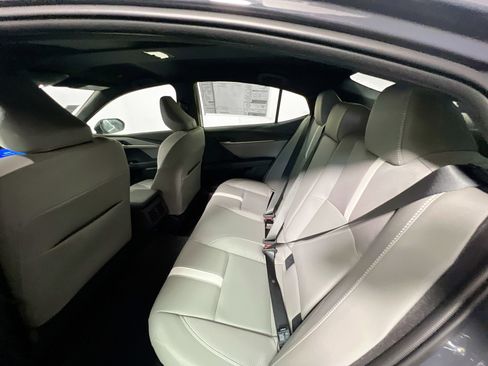 New 2026 Toyota Camry SE FWD image 29