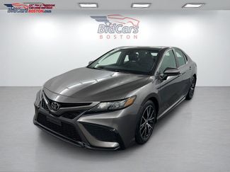 Used 2021 Toyota Camry SE video 1
