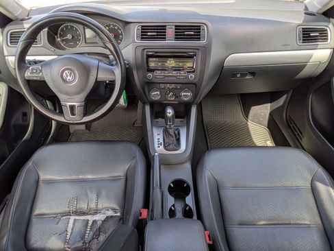 Used 2014 Volkswagen Jetta SE FWD image 22