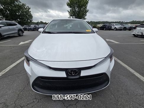 Used 2026 Toyota Corolla LE FWD image 12