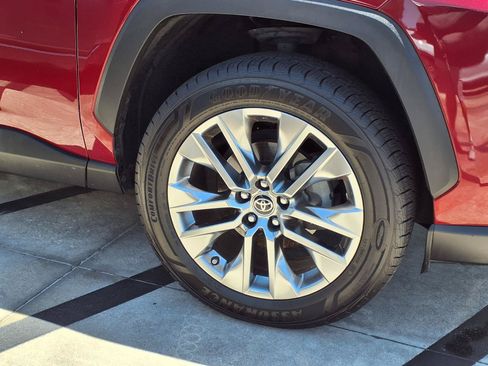 Used 2021 Toyota RAV4 Limited w/ Limited Grade Weather Package FWD image 5