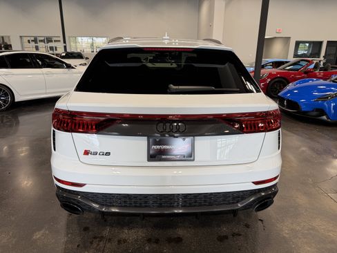 Used 2024 Audi RS Q8 AWD/4WD image 6