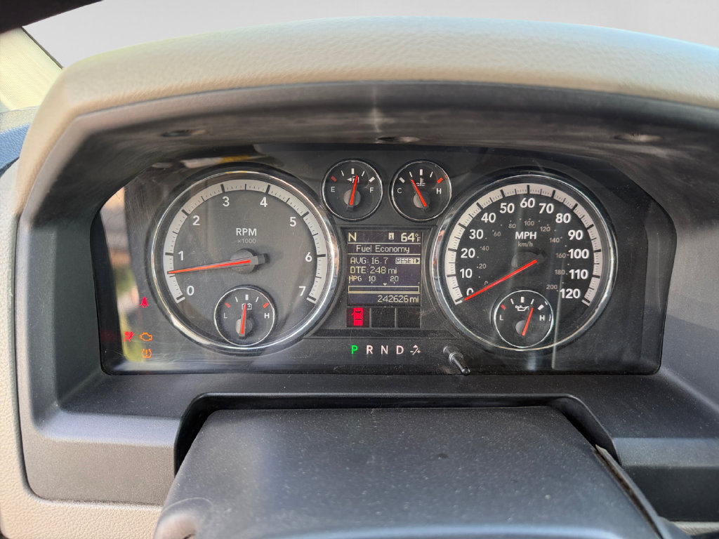 Used 2012 RAM 1500 Classic SLT AWD/4WD image 13