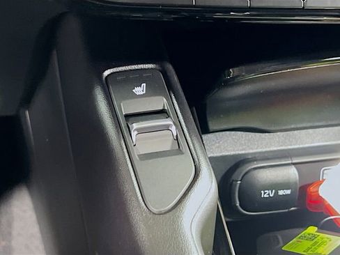 New 2025 Kia Telluride S image 21