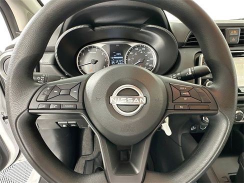 Used 2025 Nissan Versa S w/ S Plus Package image 18