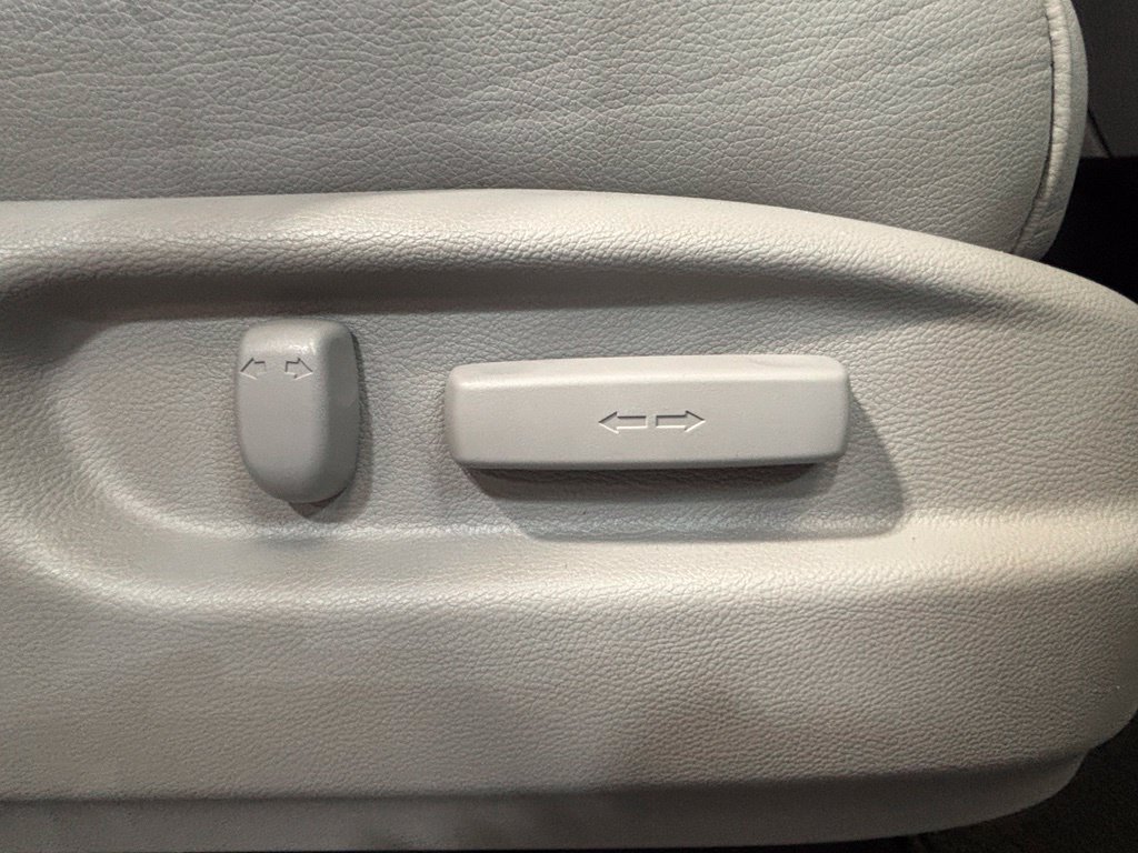 Used 2016 Honda Pilot Elite image 39