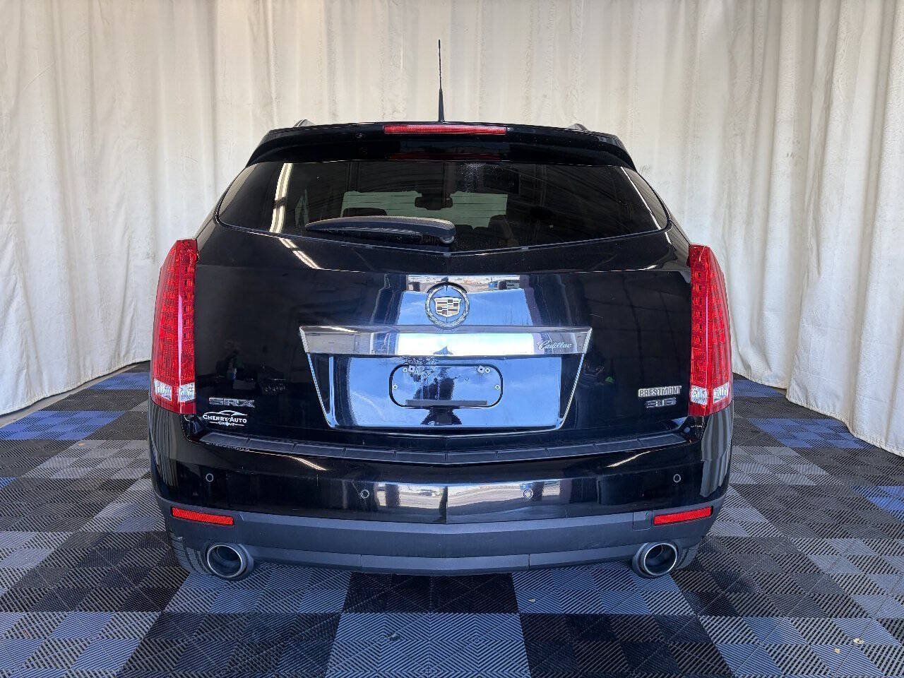 Used 2012 Cadillac SRX Luxury FWD image 6