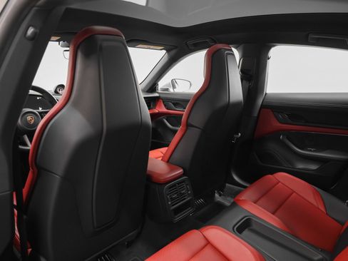 Certified 2023 Porsche Taycan image 34