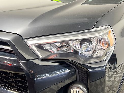 Used 2024 Toyota 4Runner SR5 image 12
