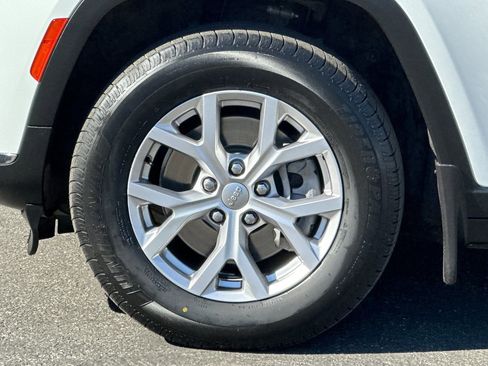 Used 2021 Jeep Grand Cherokee L Limited w/ MOPAR Finishing Package image 28